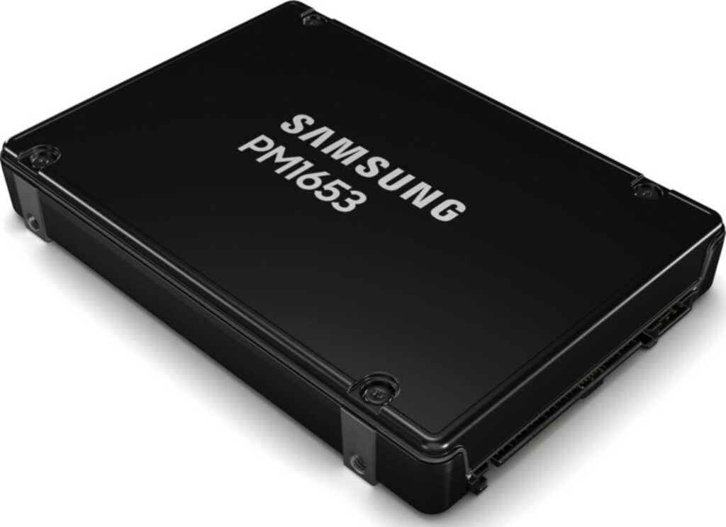 7&comma;68 TB SAS Samsung PM1653&comma;