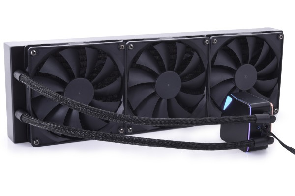 Alphacool Core Ocean T38 AiO 420mm Komplett-Wasserk&uuml;hlung&comma; 3x 140mm&comma; 0-2000rpm&comma; 34&period;3dB&lpar;A&rpar;&comma; 156&period;91m&sup3;&sol;h&comma; 2&period;53mmH2O