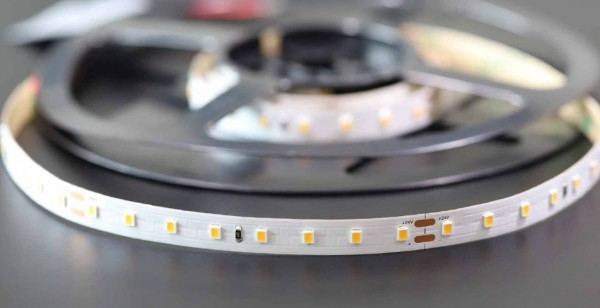 5m Synergy 21 LED Flex Strip warmweiß 5m Synergy 21 LED Flex Strip warmweiß